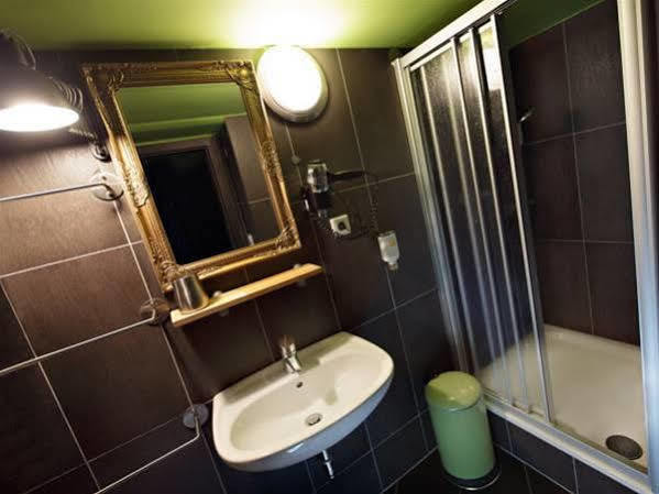 Aappartel City Center - Kontaktloser Check-In 24H Bielefeld Bagian luar foto