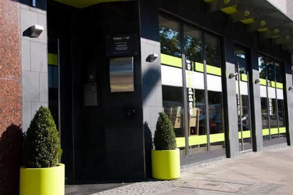 Aappartel City Center - Kontaktloser Check-In 24H Bielefeld Bagian luar foto